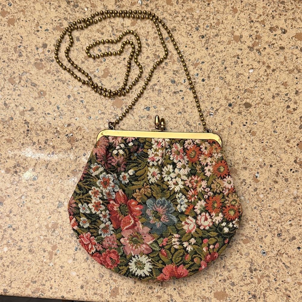 Floral Tapestry Clutch with Gold Chain